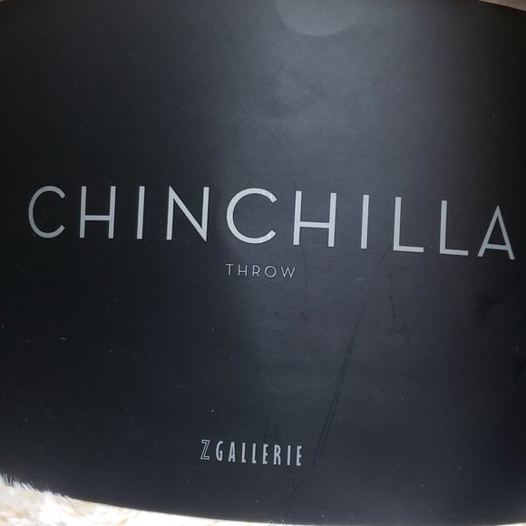 Z Gallerie Faux Chinchilla Throw GOLD - Picture 7 of 12